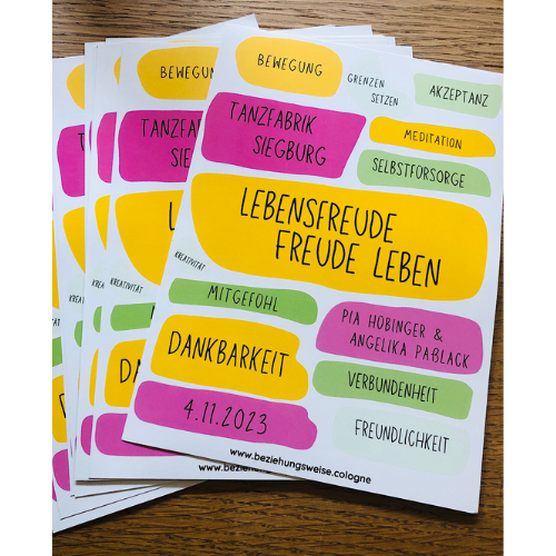 Beruflich steht auf meiner Bucketlist für den Herbst 2023 ein Workshop zum Thema Lebensfreude - Freude leben. Das Bild zeigt Flyer für den Workshop.